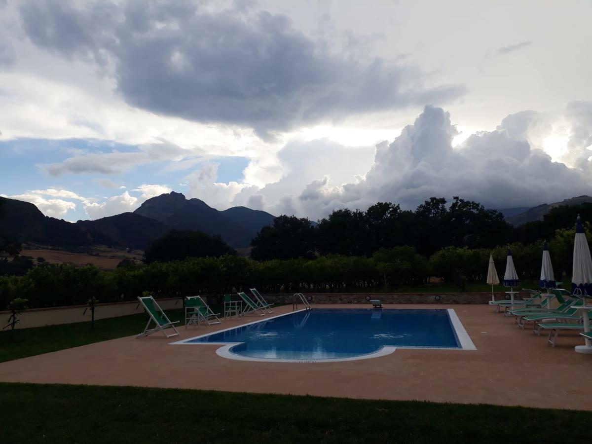 Barone Gr Macri Agriturismo Modi เจราเช ภายนอก รูปภาพ