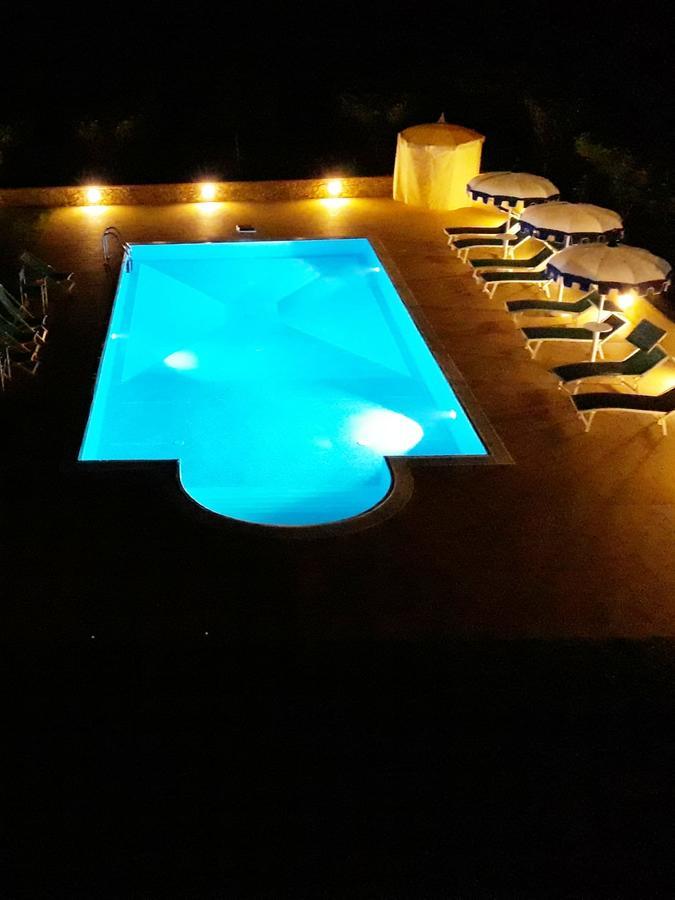 Barone Gr Macri Agriturismo Modi เจราเช ภายนอก รูปภาพ